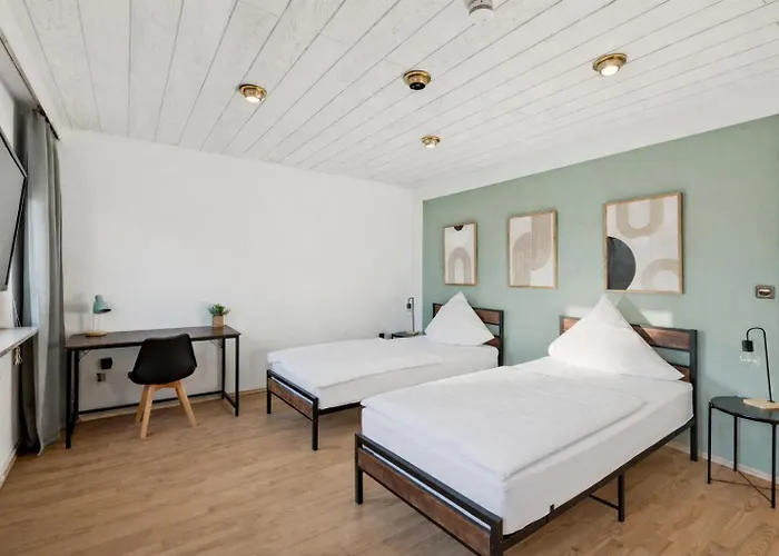 Charmantes 2 Bedroom Mit Parkplatz Appartamento *