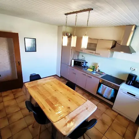 Charmantes 2 Bedroom Mit Parkplatz Apartment Weiden in der Oberpfalz